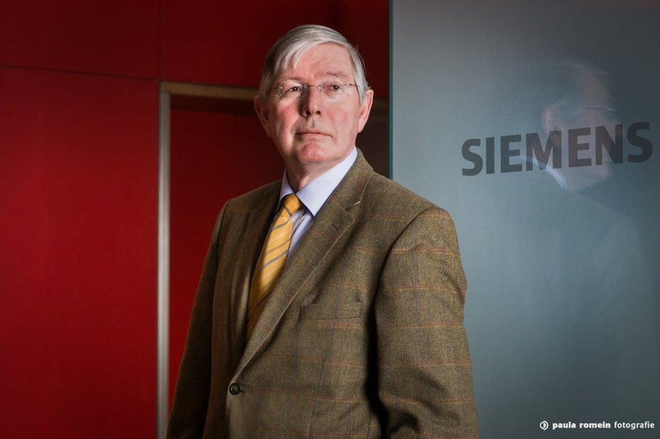 portret CEO Ab van der Touw, Den Haag Ab van der Touw, CEO Siemens Nederland